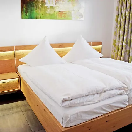 Mit Balkon Im Os Villa *